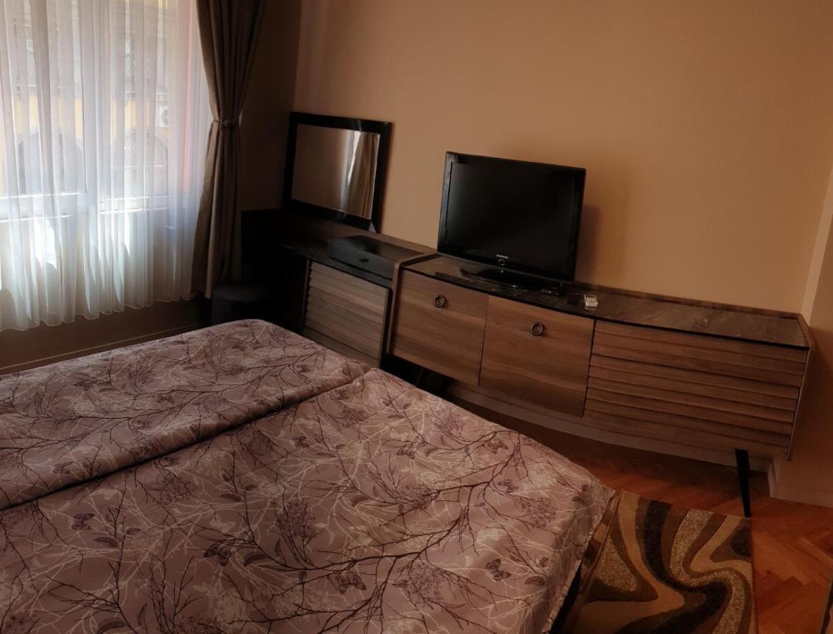 בורגאס Apartment The Room מראה חיצוני תמונה