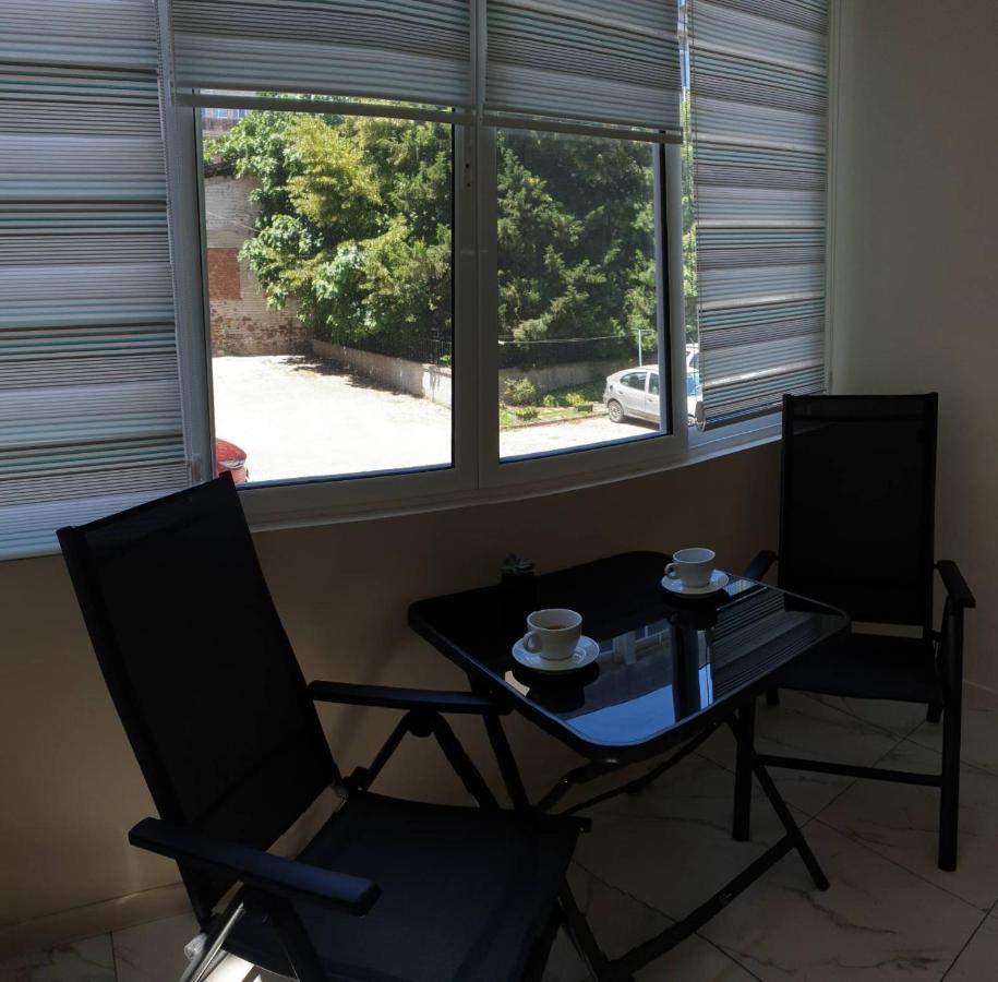 בורגאס Apartment The Room מראה חיצוני תמונה