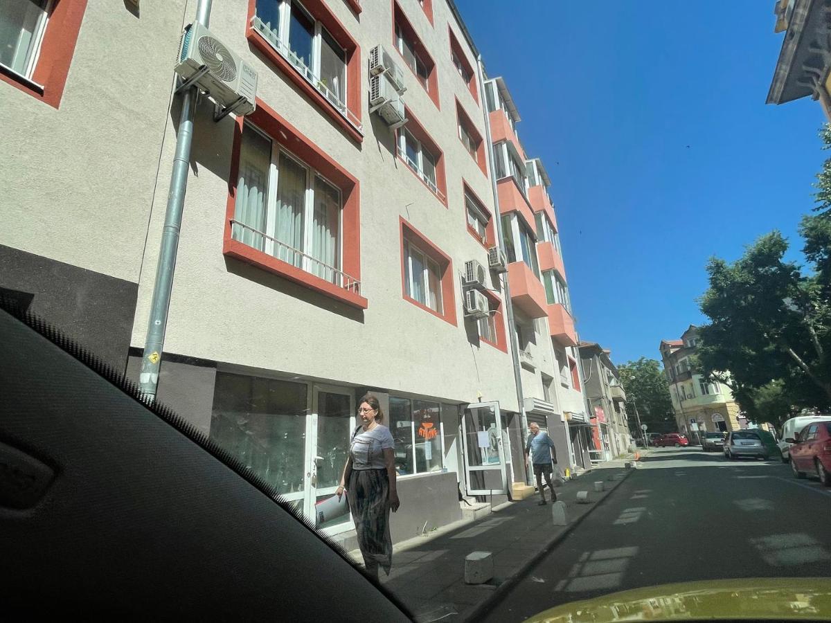 בורגאס Apartment The Room מראה חיצוני תמונה