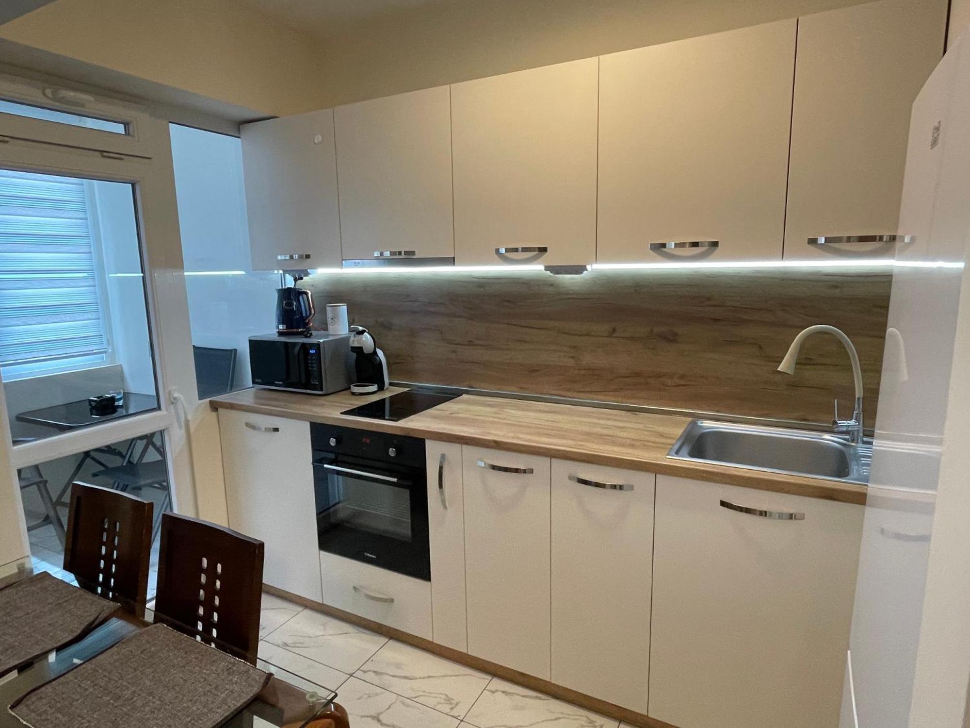 בורגאס Apartment The Room מראה חיצוני תמונה